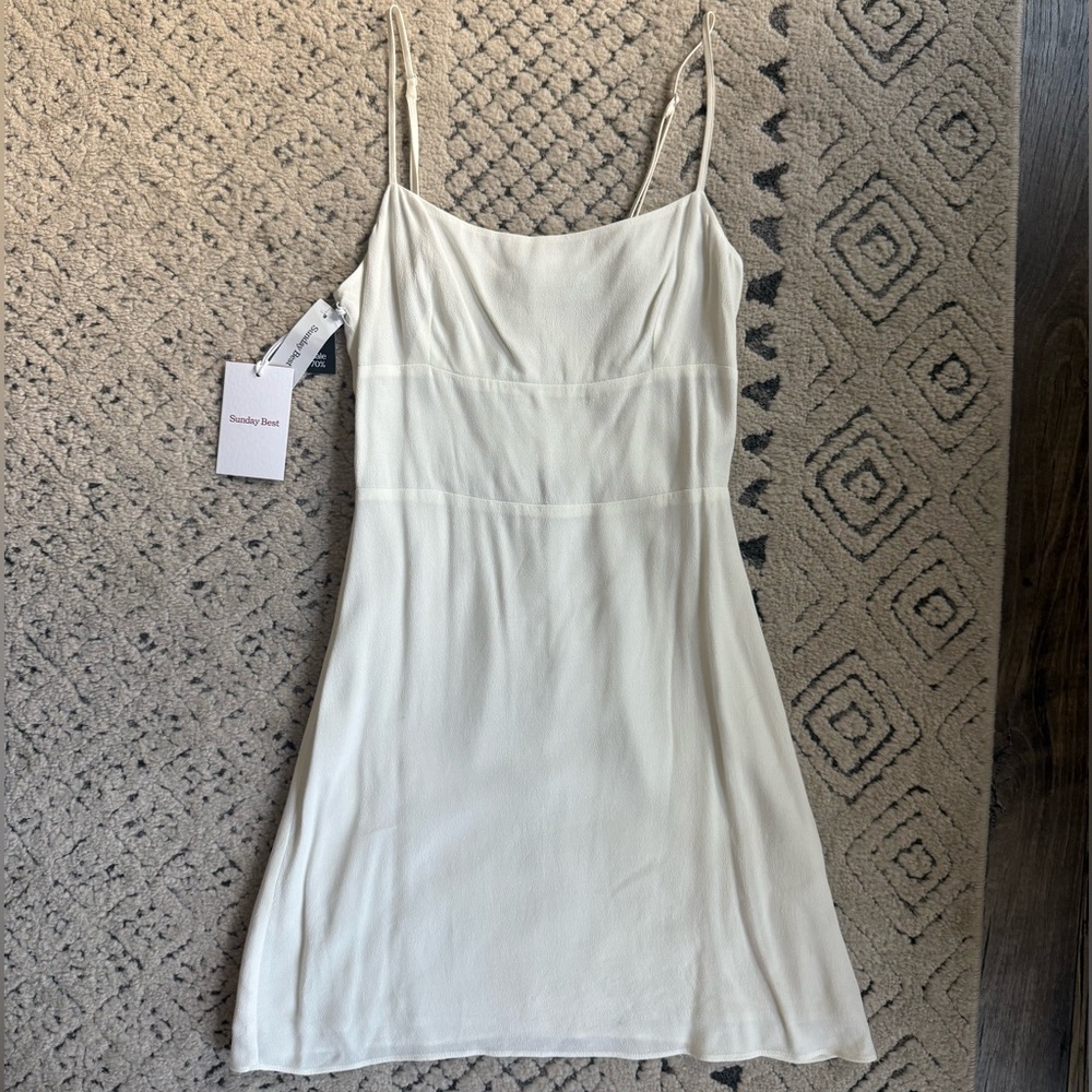 NWT Never Worn Aritzia / Sunday Best Cream Dress